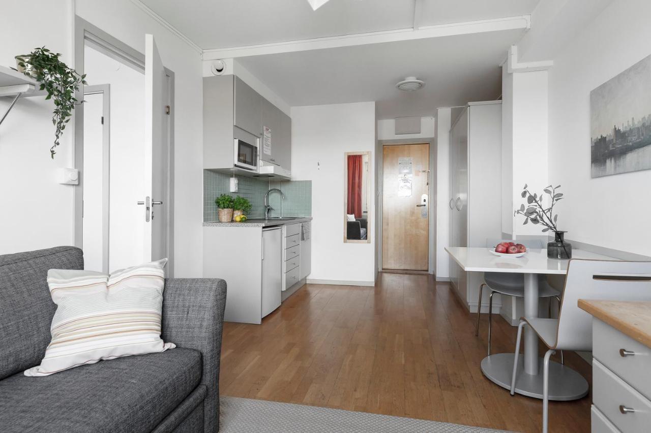 Hotell Forenom Alvik 3*